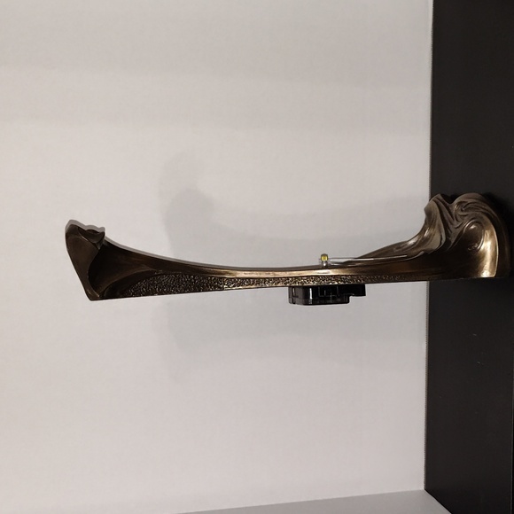 🔔 Last Chance 8/24/25 DeleteHeavy Clock Trippy Melting Clock bronze finish - Picture 6 of 7